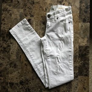 GUESS Jeans Distressed 24